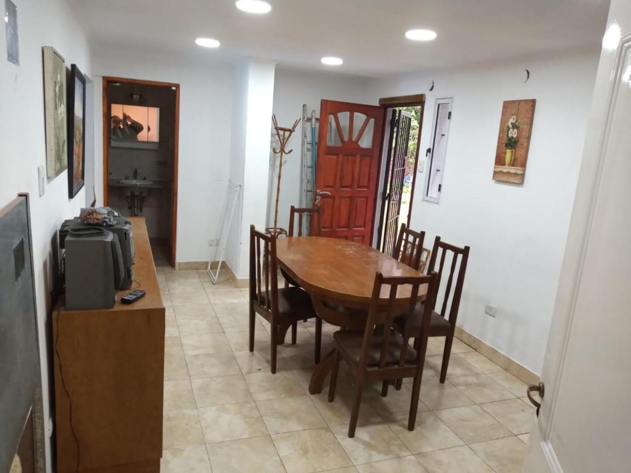 Сasa de vacaciones Casa Con Pileta 8 Personas Faro Norte